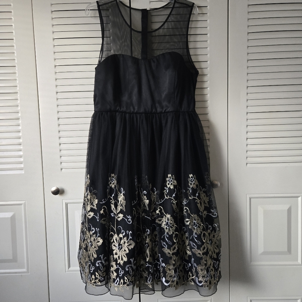 Geode Formal Black Gold Sheer Panel Dress Size XL